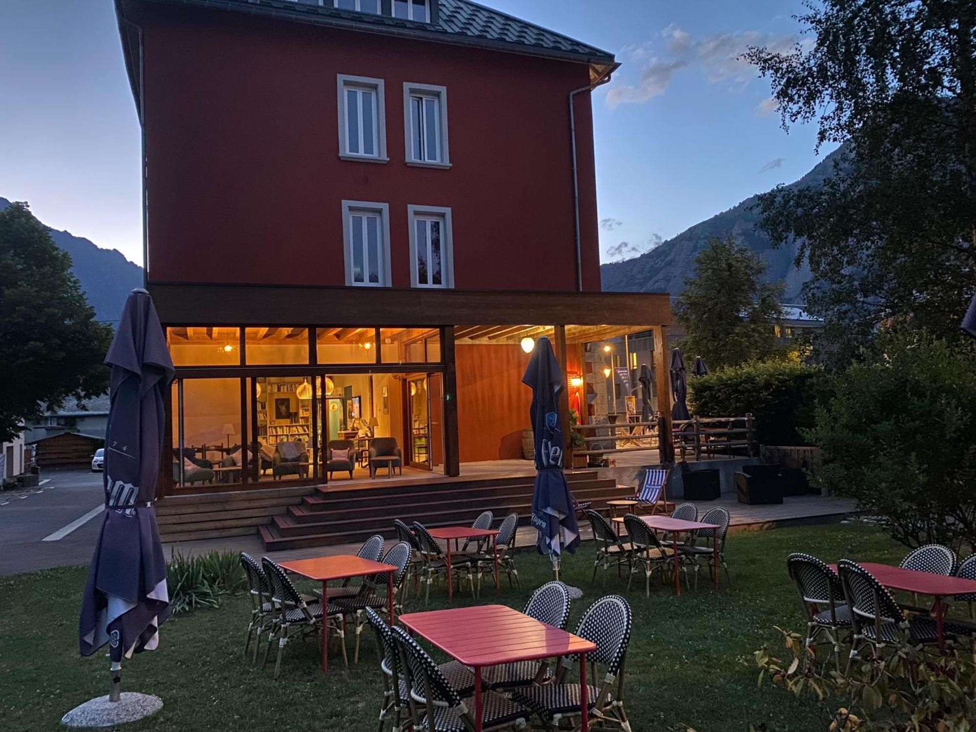 Hotel Oberland Le Bourg-dʼOisans Kültér fotó